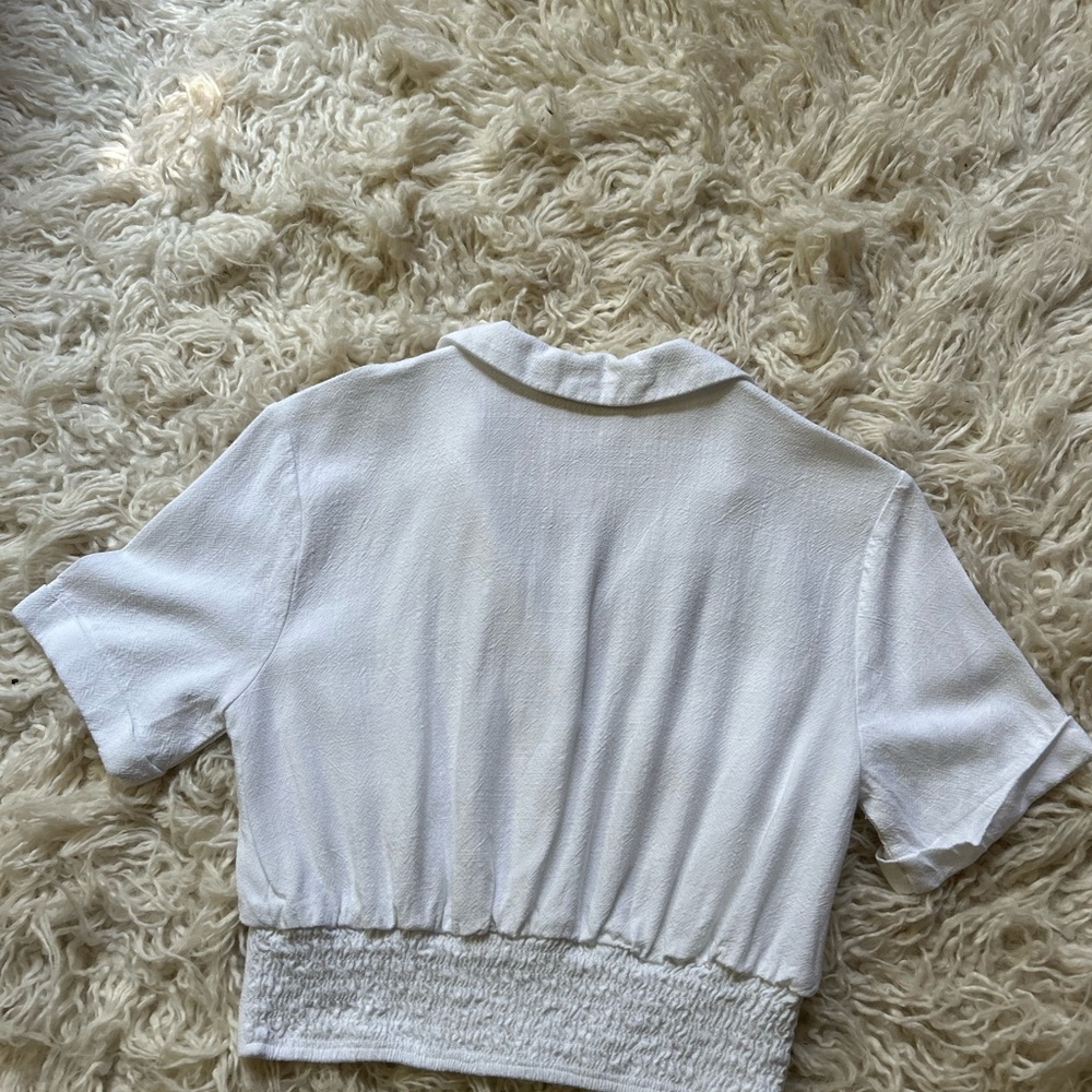 Monteau Los Angeles Cinch Front Floral Crop Top